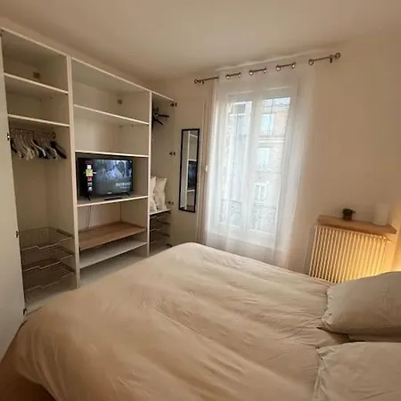 Situe A 7 Min A Pied De Paris Porte De Versailles Et Metro 아파트